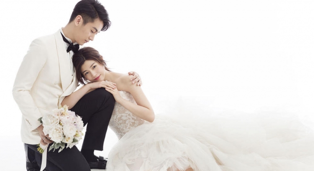 陈晓陈妍希婚纱照曝光 简约优雅传递两人对婚姻的态度