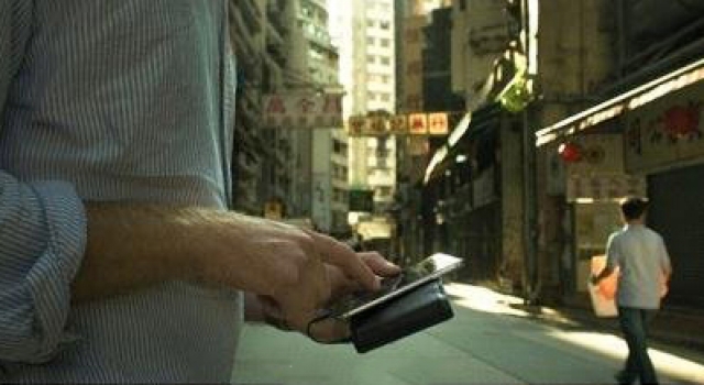 带充电功能的钱包 给你满满的安全感