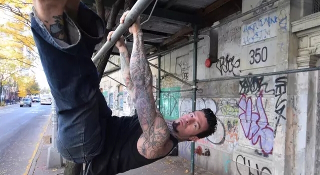 常规健身动作玩腻了? 这些可能正合你的口味