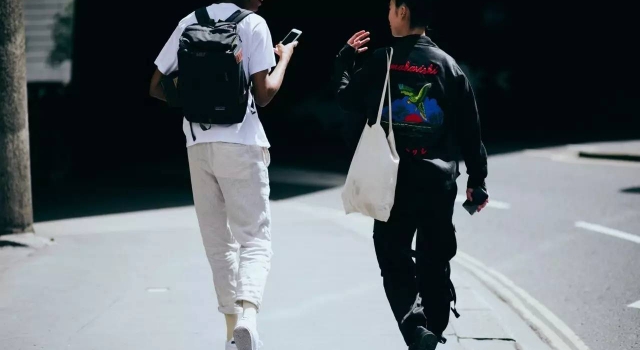 不想给裤子卷边不妨试试这几种