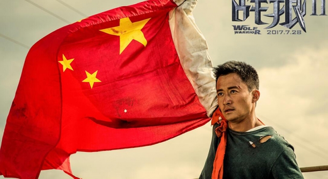 网曝吴京一家非中国大陆籍 谢楠母亲怒了!