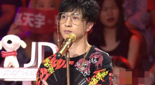 薛之谦怒摔话筒真相 《明日之子》黑幕被揭