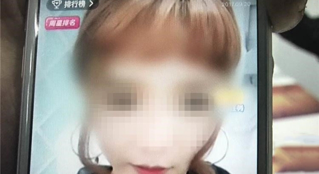 美女主播直播讨薪 只因老板跑路人去楼空