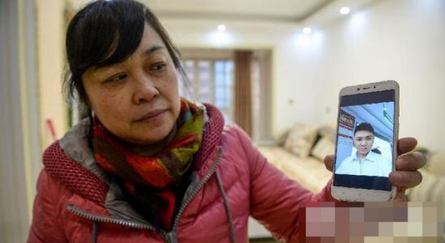 保姆拐走主人儿子养26年 保姆:帮孩子找到父母就坐牢