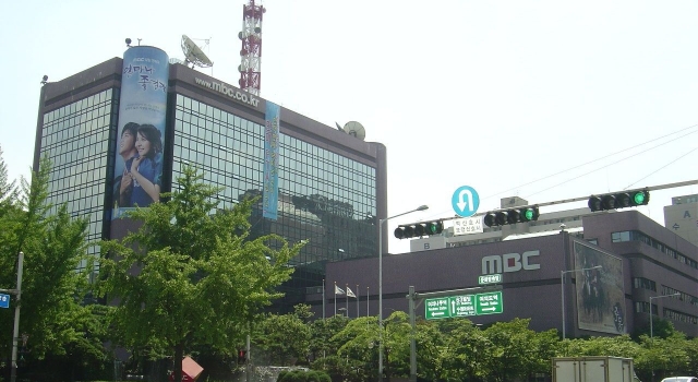 韩电视剧PD因性骚扰被停职 所属公司MBC疑似有包庇行为