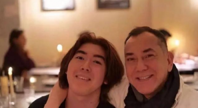 黄秋生首次主动承认私生子事件 将其带回认祖归宗