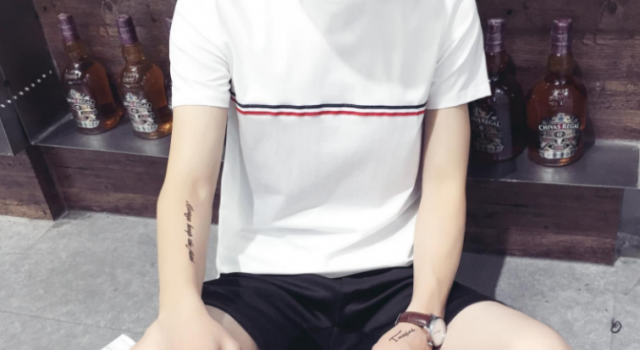 夏季男士的魅力 如何从简单的两色穿搭中展现?