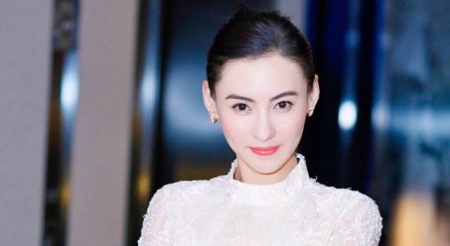 张柏芝晒儿子 小王子首照曝光?Lucas完美复制谢霆锋