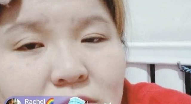 杨超越 郭老师 给郭老师直播打赏 惨遭内涵