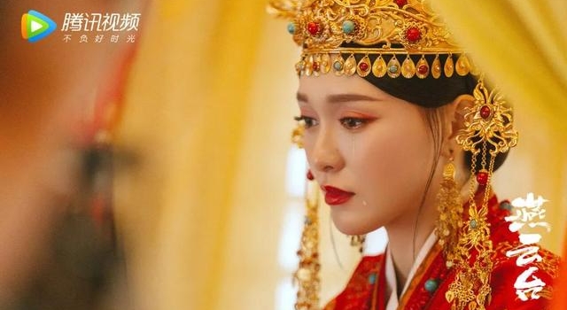佘诗曼的撩汉手段,也不比杨幂差啊