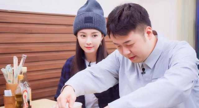 沈梦辰杜海涛婚期将近,来之不易的爱情,曾出现过最大的“情敌”