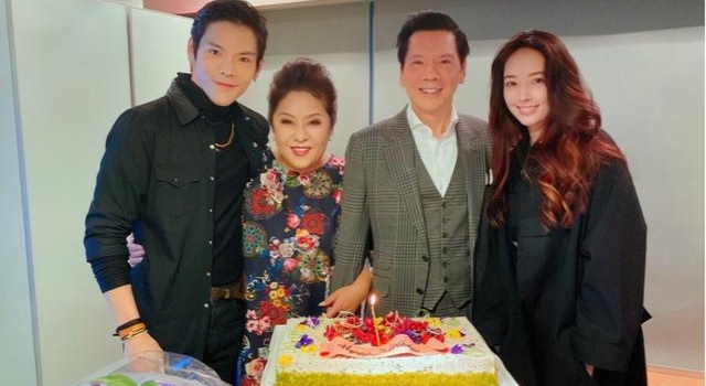 有钱真好!向太官宣向佐郭碧婷450平北京豪宅,网友:会迷路吧