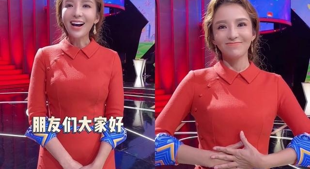 央视主持朱迅近照大变脸,双眼皮加深被指不像本人,否认怀上二胎