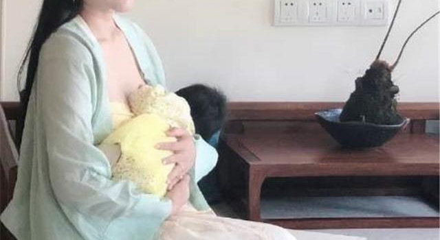 称呼张纪中为老爷为他研究不老术?小31岁的杜星霖倒酒都要屈膝