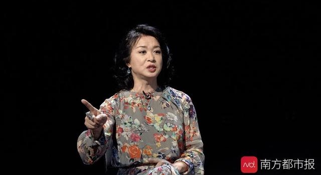 舞者金星归来:上电视当“毒舌评委”赚钱养舞团,我心甘情愿