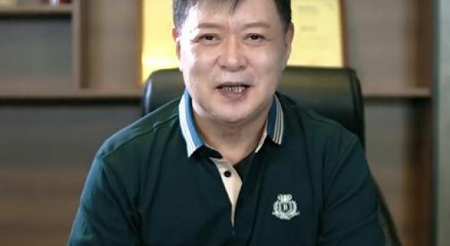 迟志强老来发福沧桑太多,一首歌唱足32年,聚会都唱《铁窗泪》