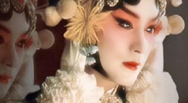 30年前张国荣“白蛇”造型曝光,揭开尘封往事
