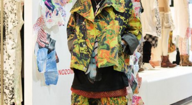 原宿街拍：要的就是这种随性时尚