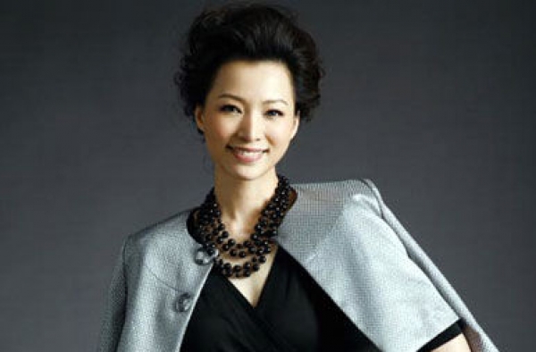 我要上春晚董卿脱鞋事件是怎么回事?揭董卿各种私事内幕