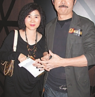 元华老婆是何方神圣?难道不是元秋吗?