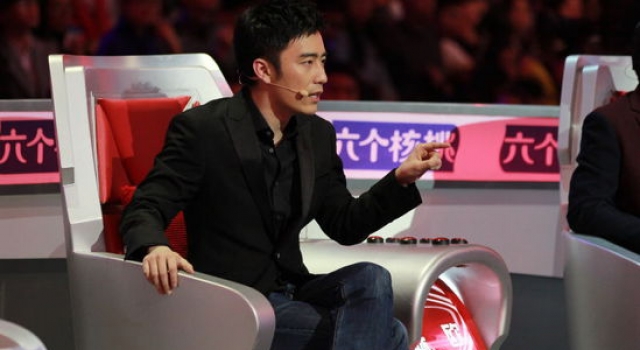 陈欧接替小四上《最强大脑》 与魏坤琳相处融洽
