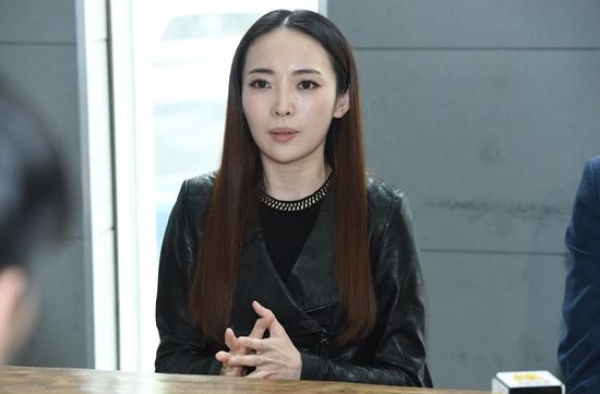 《青茫》导演谈选演员：微整动过刀的坚决不用