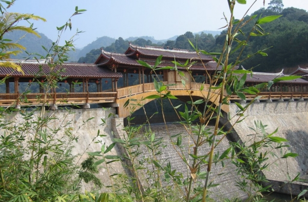 闽江上游爆发洪水 顺昌城区受淹严重