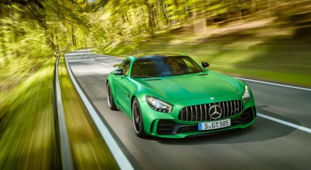 梅赛德斯AMG GT-R 时尚绿色大饱眼福