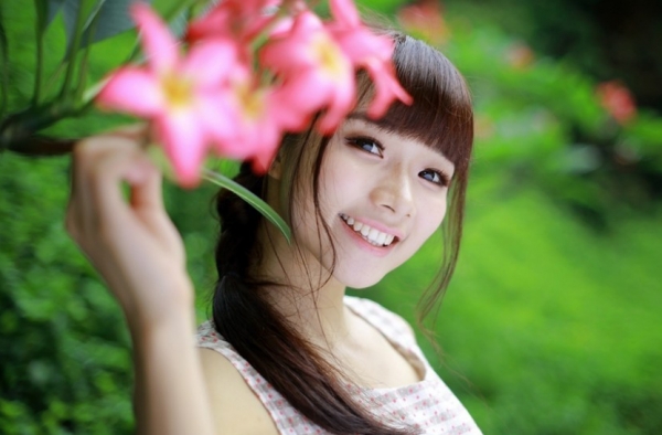 女生的颜值与身材 你选择哪个