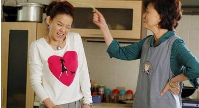 南京恶婆婆定期坐高铁狂揍儿媳 只因其生的是女孩