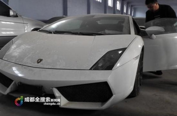 黑老大刘汉死刑后:多辆豪车被拍卖 350万宾利仅47万