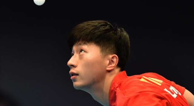 马龙与绯闻女友相约办签证 疑似坐实恋情