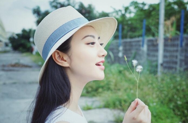 景甜回应背后神秘力量 景甜强大背景是真是假