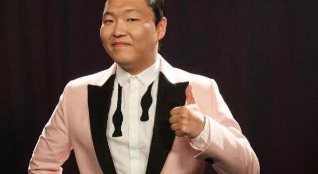 靠崔顺实垄断政府演出活动 网曝鸟叔涉朴槿惠事件