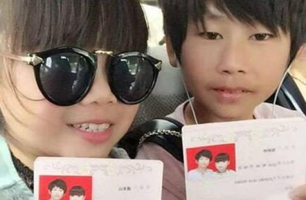 10岁小情侣结婚引热议 真实年龄让人惊掉下巴