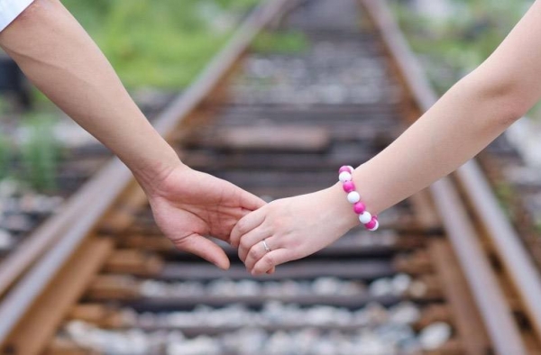 只需一句话就能让女人死心塌地的跟着你 你说吗？