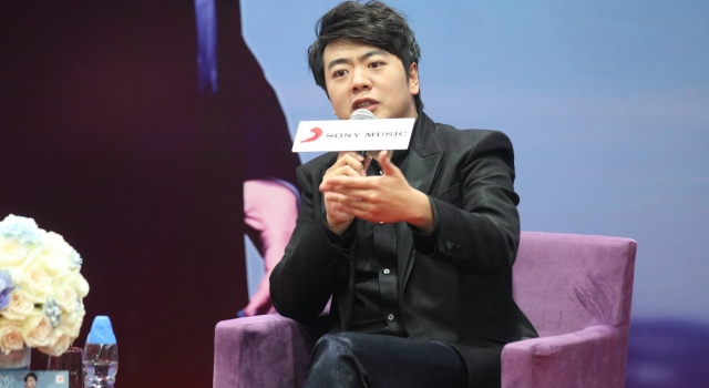 郎朗自曝曾因被骂而绝望 感慨：爱情对我来说比较难