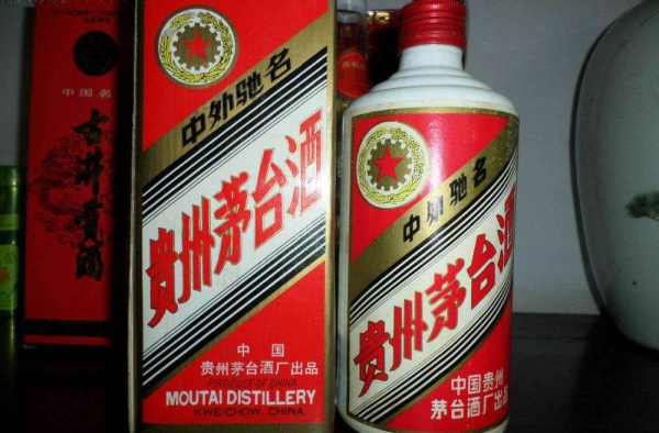 茅台假酒商提供假酒瓶防伪一条龙服务 一年可赚百万