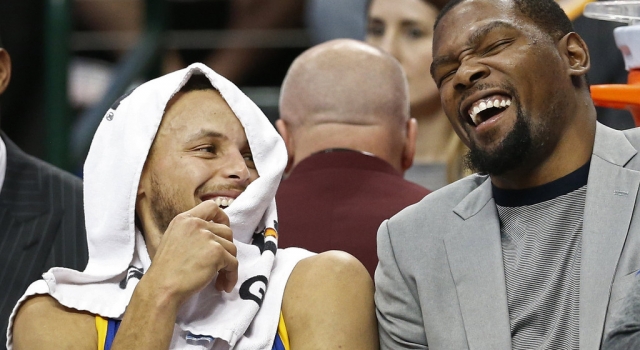 NBA常规赛勇士112-87小牛 库里兄弟遭遇残酷对决