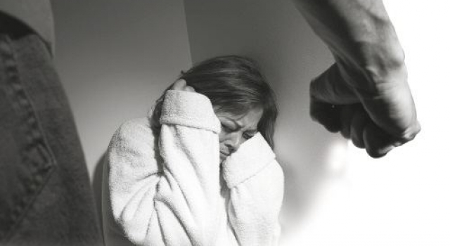 31岁女子遭多次家暴身亡 抢救前已无呼吸