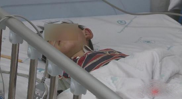 4岁男童干掉半斤白酒昏睡三天三夜 能喝酒才能成大事?