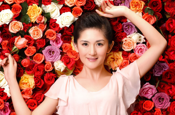 网曝吴昕谢娜两人又闹不和 谢娜生日吴昕送上祝福