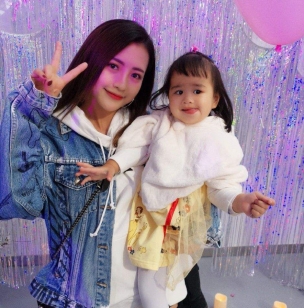 包文婧回应带不好娃的质疑 和婆婆“斗智”真心不容易