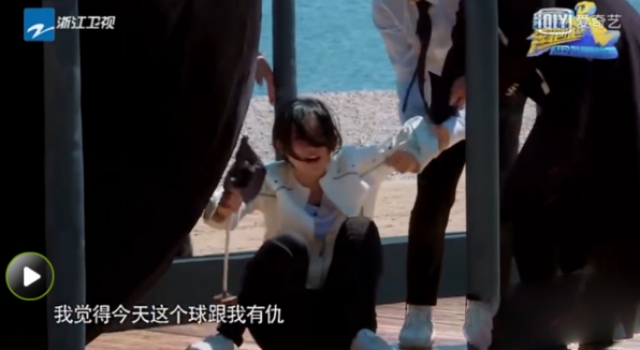 baby受伤粉丝关心网友不买账 为什么努力的baby总被黑