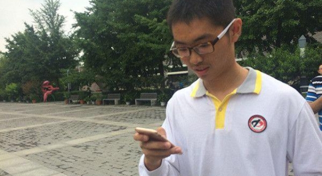 北京高考文科状元直言引热议 农村孩子难考好大学？