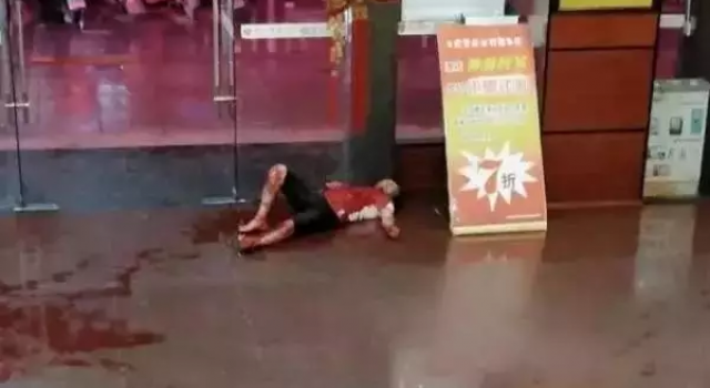 广西汽车站附近有人割喉场景血腥？ 警方辟谣