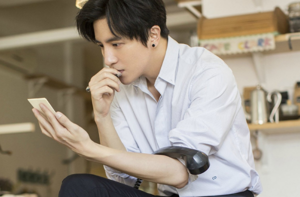 薛之谦带父亲看别墅 孝顺的薛之谦一路走来并不容易