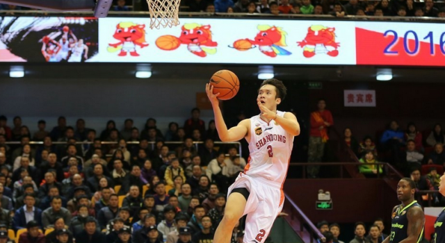 丁彦雨航夏联表现征服小牛邀请训练 中国球员再战NBA