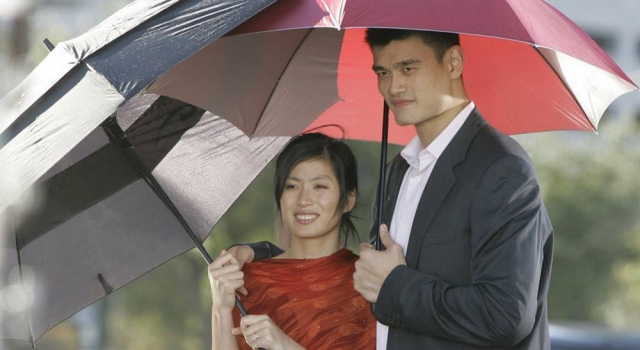 姚明老婆叶莉是做什么的 叶莉家人曾看不起姚明