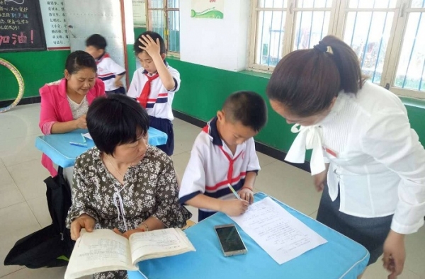 小学叫停家长签字好不好？家长应不应该签作业？